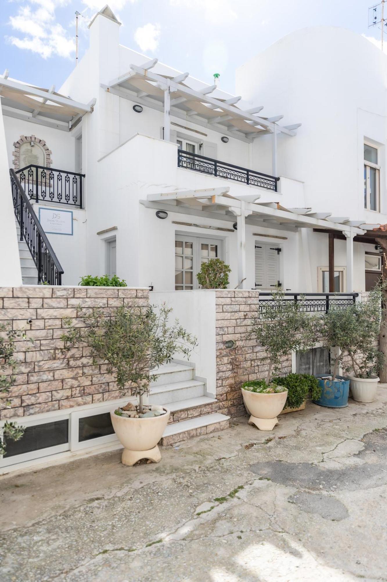 Depis & Apartment Naxos City